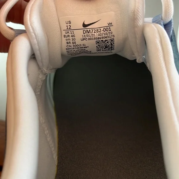 Nike SB Nyjah Free 2 Premium 'Ash Green' - Picture 9 of 9